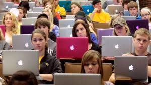 До 29 сентября студенты и преподаватели смогут приобрести ноутбуки Apple со скидкой 12%