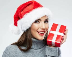 Статистика: беларусы предпочитают находить под новогодней елкой электронику а не мягкие игрушки